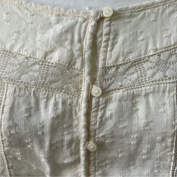 ❌SOLD❌ Old Navy | Clip Dot Crochet Lace Button Front Blouse - Picture 11 of 13